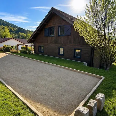 Chalet Des Reves Vosgiens Premium Avec Jacuzzi, Brasero, Borne D'arcade 3000 Jeux Et Pistes De A 10 Minutes Le Syndicat