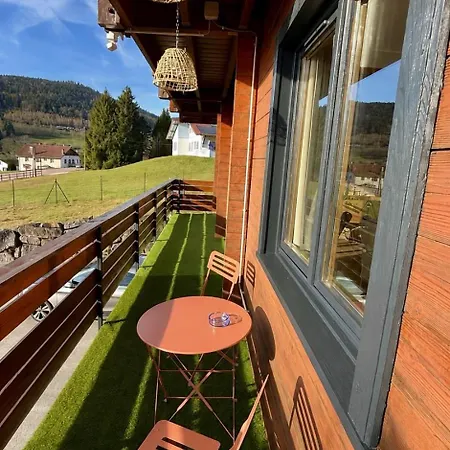 Chalet Des Reves Vosgiens Premium Avec Jacuzzi, Brasero, Borne D'arcade 3000 Jeux Et Pistes De A 10 Minutes Le Syndicat